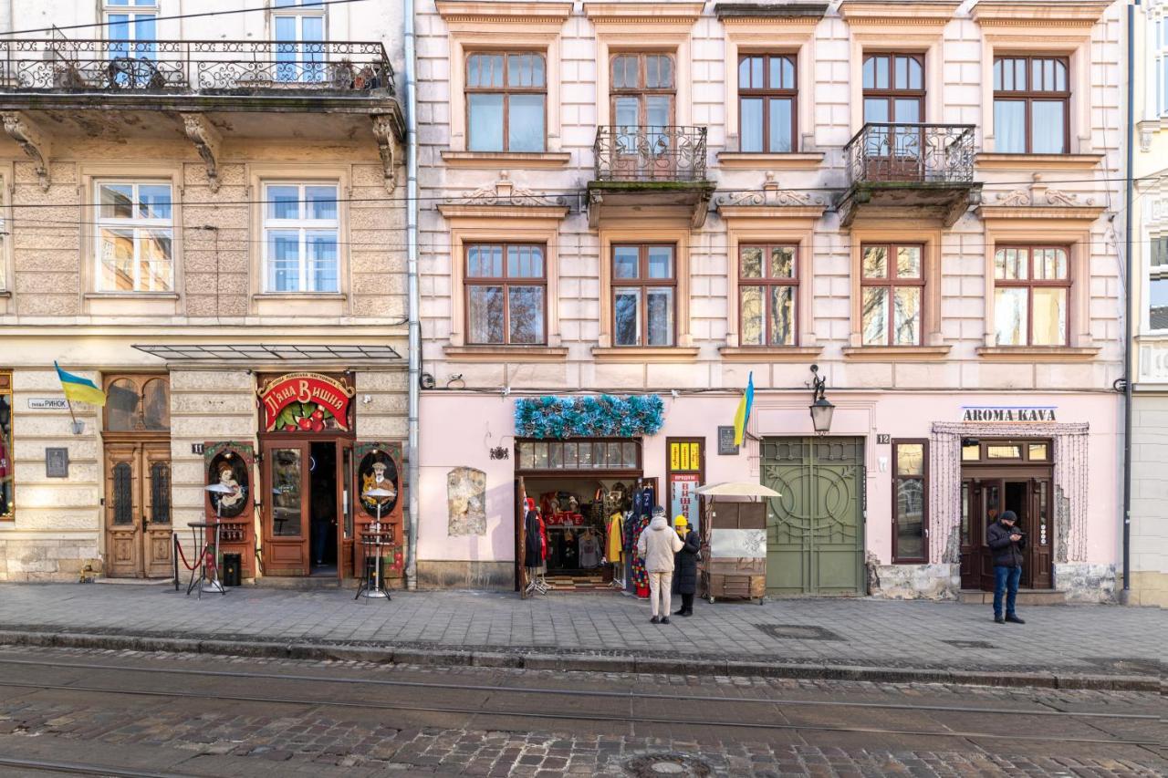 Rynok Square City Center Two Bedroom Apartment! Lviv Exterior photo